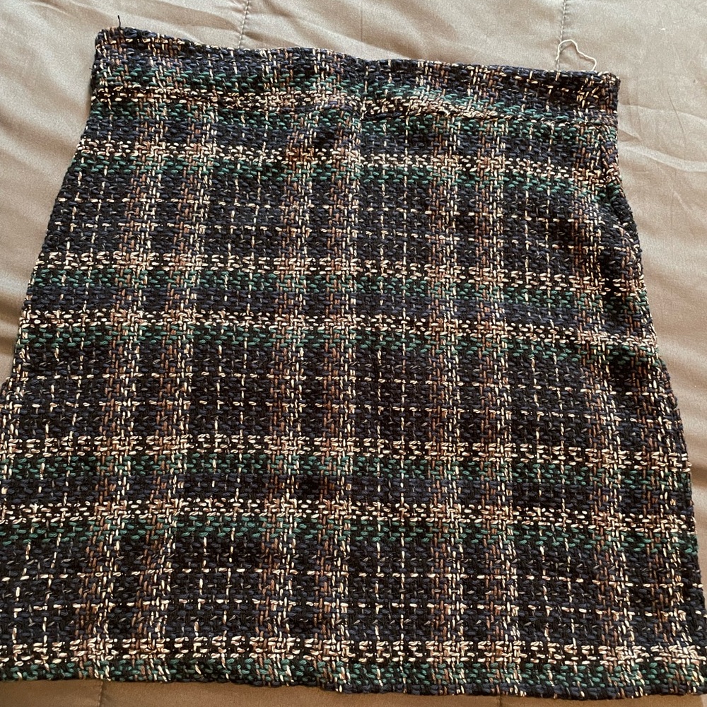 Elegant Black and Green Checkered Midi Skirt